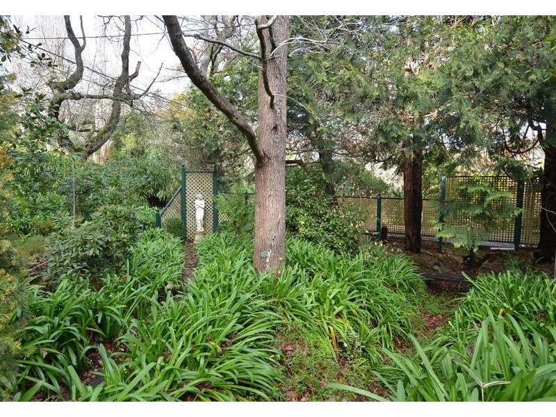 40 Avenue Road, Stirling SA 5152