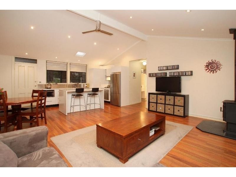 26 Princes Avenue, Crafers West SA 5152