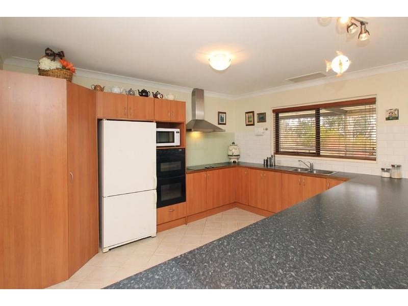 690 Longwood Road, Bradbury SA 5153