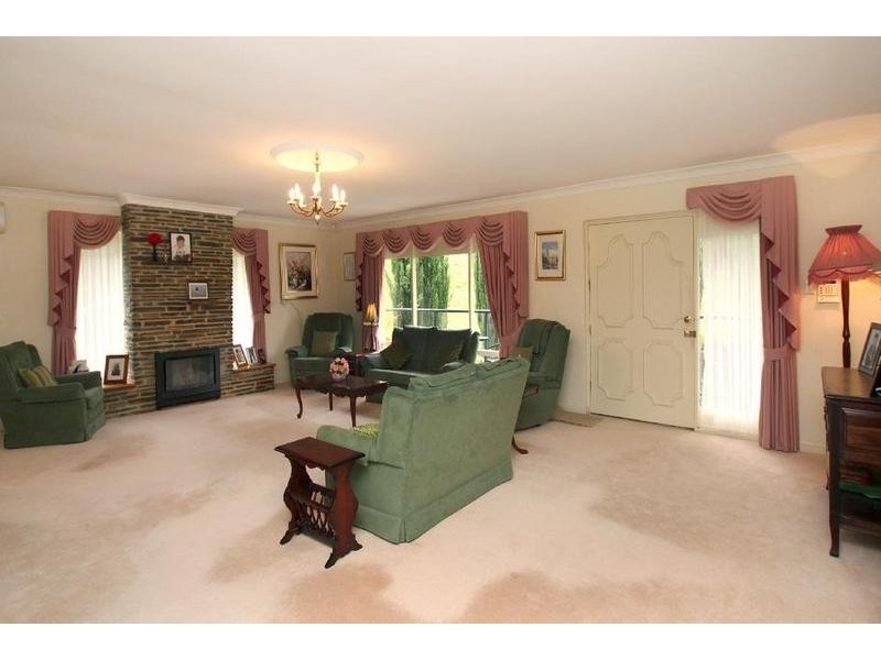 690 Longwood Road, Bradbury SA 5153