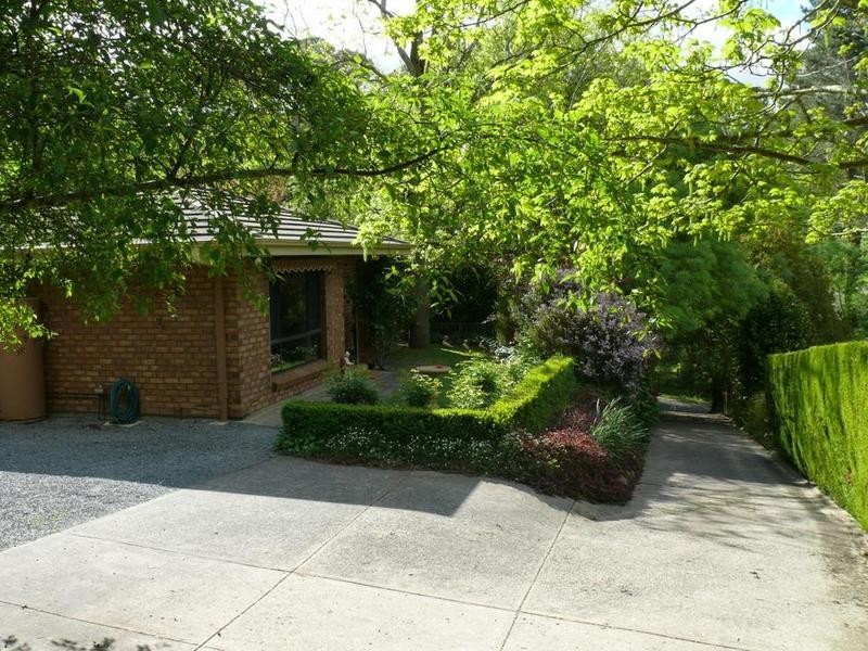 7 Devon Ave, Stirling SA 5152