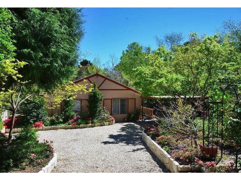 11 Second Avenue, Bridgewater SA 5155