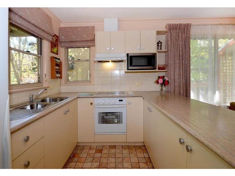 11 Second Avenue, Bridgewater SA 5155