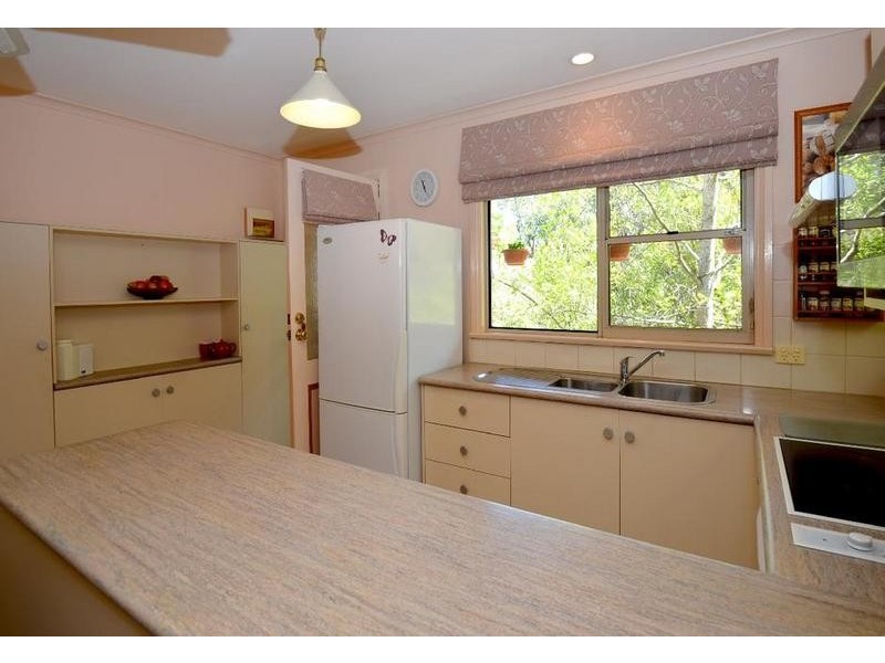11 Second Avenue, Bridgewater SA 5155