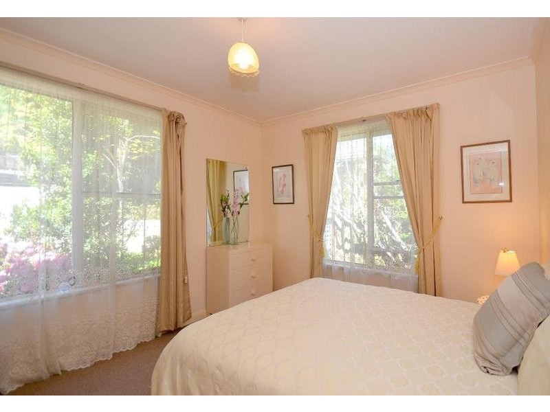 11 Second Avenue, Bridgewater SA 5155