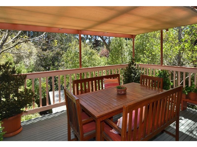 11 Second Avenue, Bridgewater SA 5155