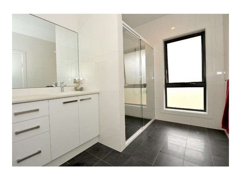 930 Old Bull Creek Road PARIS CREEK, Meadows SA 5201