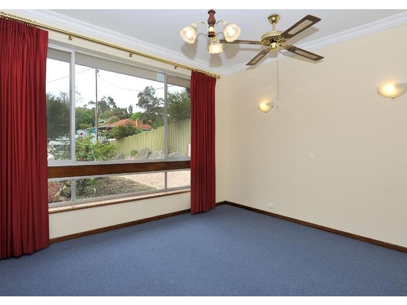 4 Fleet Street, Bridgewater SA 5155