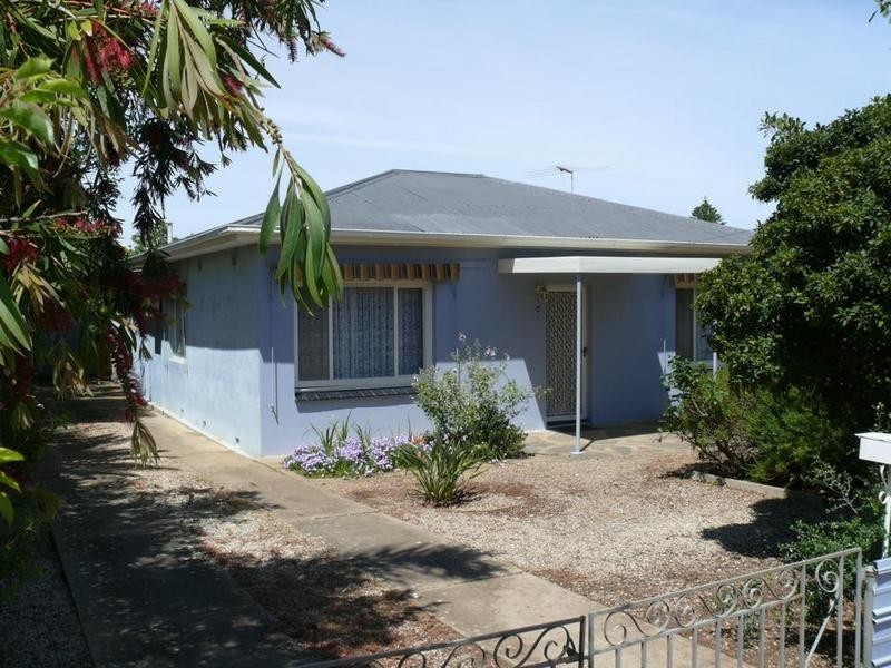 12 Deemster Avenue, Christies Beach SA 5165