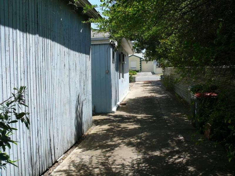 12 Deemster Avenue, Christies Beach SA 5165