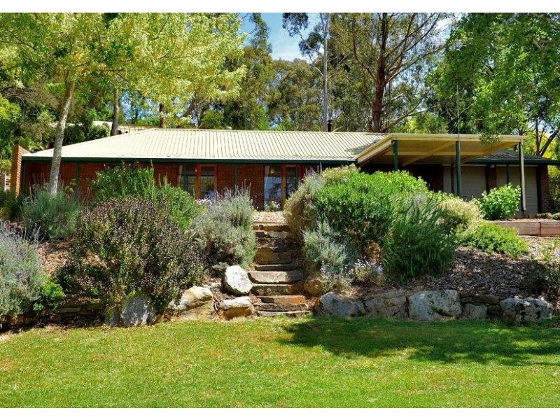 3 Millar Ave, Crafers SA 5152