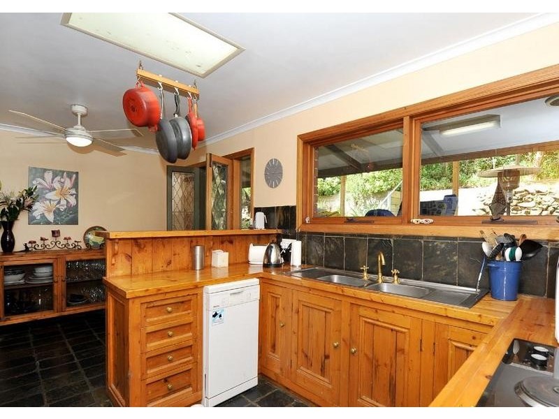47 Avoca Ave, Bridgewater SA 5155