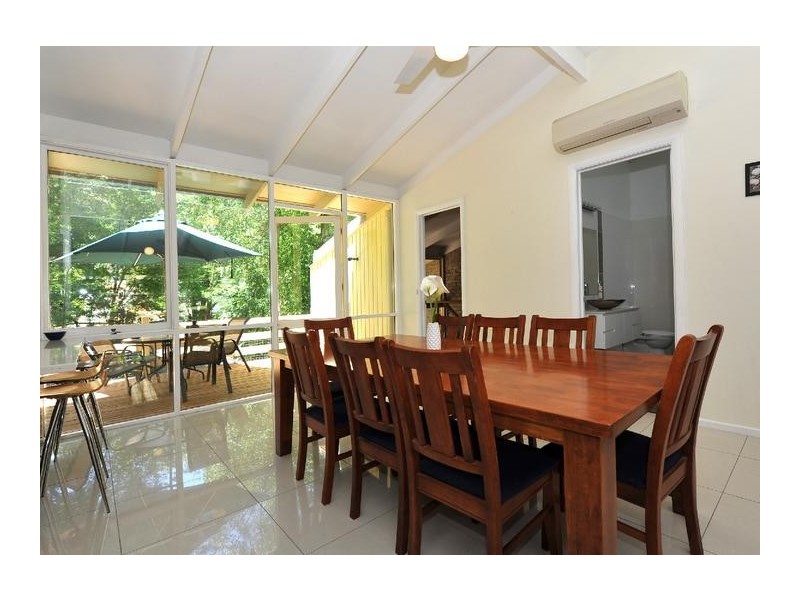 2 Devon Avenue, Stirling SA 5152