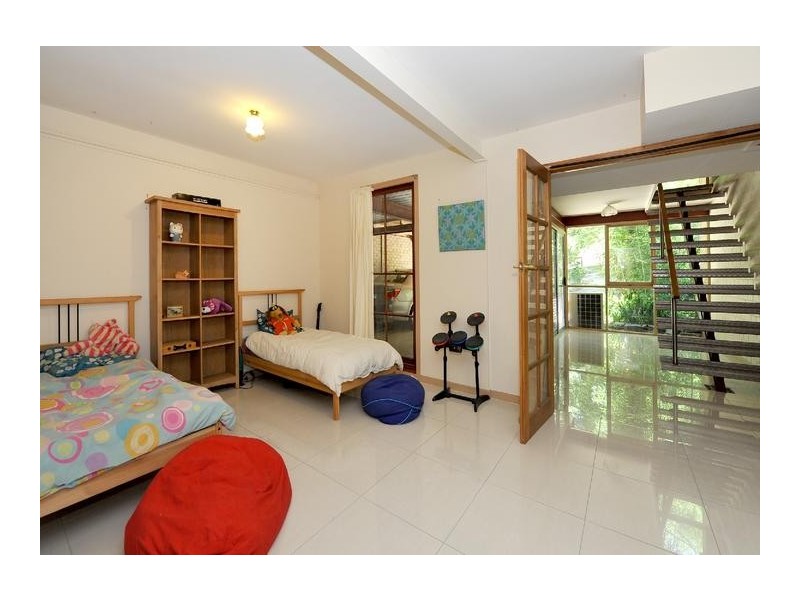 2 Devon Avenue, Stirling SA 5152