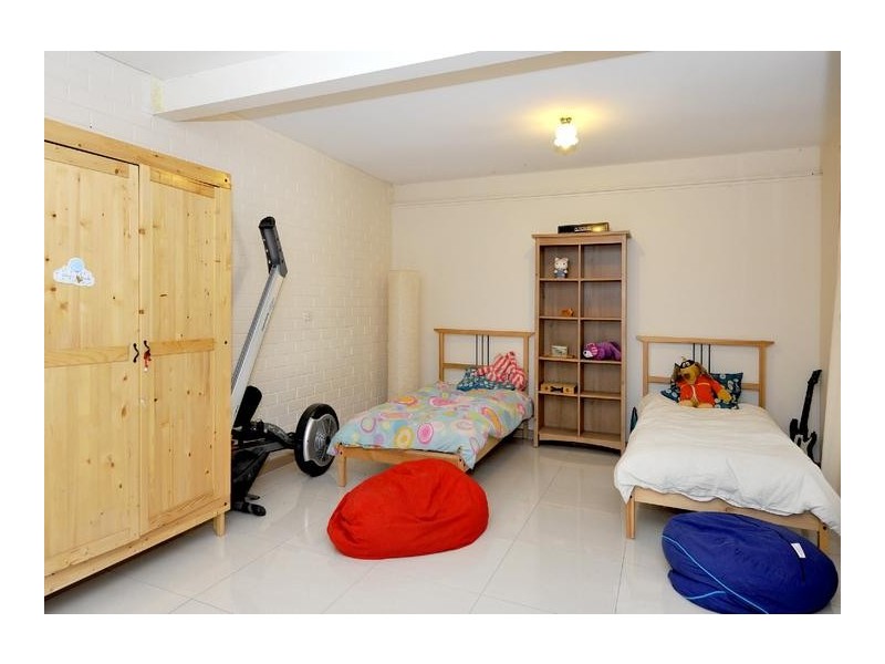 2 Devon Avenue, Stirling SA 5152