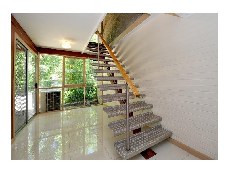 2 Devon Avenue, Stirling SA 5152