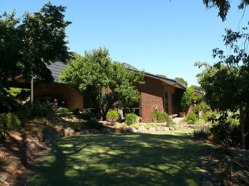 24 Jerilderie Drive, Happy Valley SA 5159