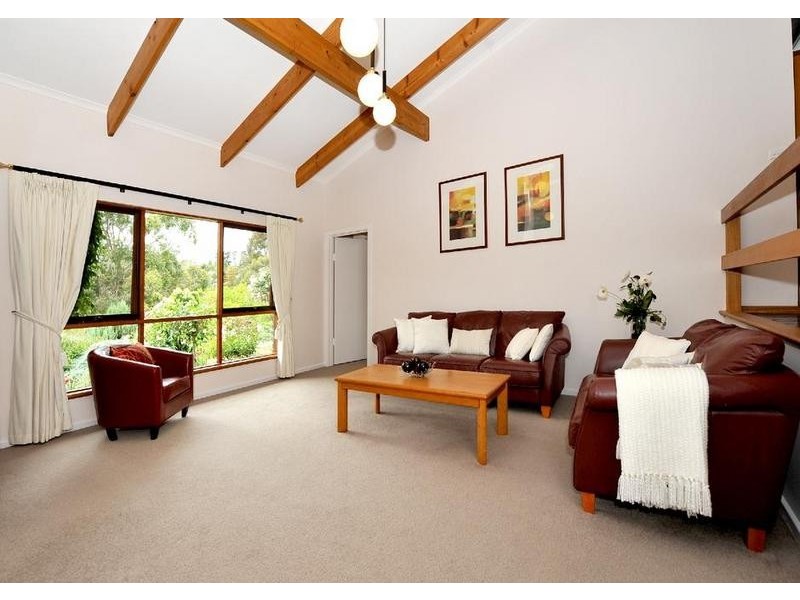 24 Jerilderie Drive, Happy Valley SA 5159