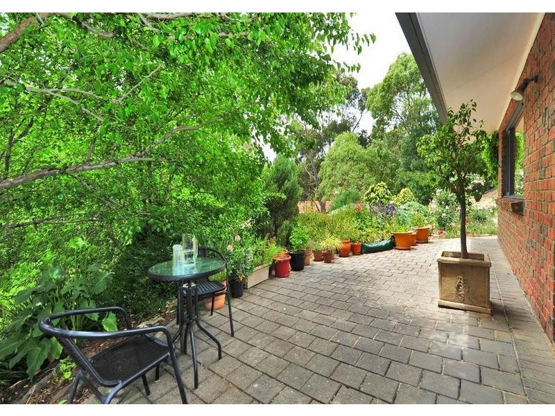 24 Jerilderie Drive, Happy Valley SA 5159