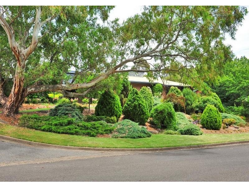 24 Jerilderie Drive, Happy Valley SA 5159