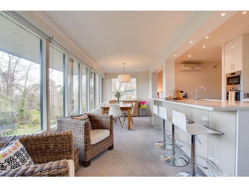 8 Vista Tce, Stirling SA 5152