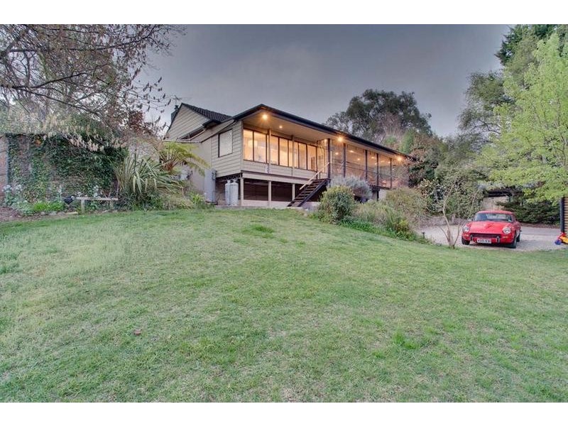8 Vista Tce, Stirling SA 5152