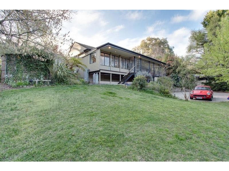 8 Vista Tce, Stirling SA 5152