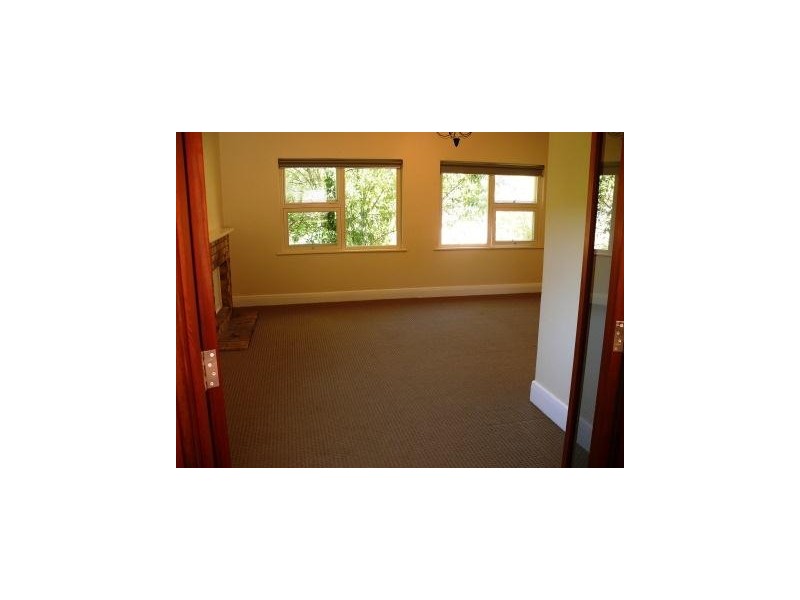 5 Gould Road, Stirling SA 5152