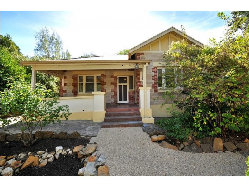 5 Gould Road, Stirling SA 5152