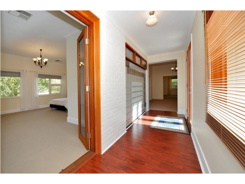 5 Gould Road, Stirling SA 5152