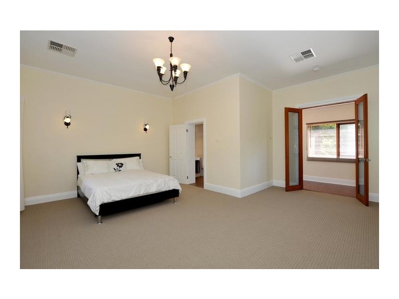 5 Gould Road, Stirling SA 5152