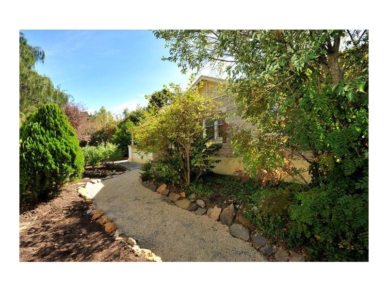 5 Gould Road, Stirling SA 5152