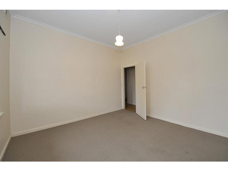 400 Sir Donald Bradman Drive, Brooklyn Park SA 5032