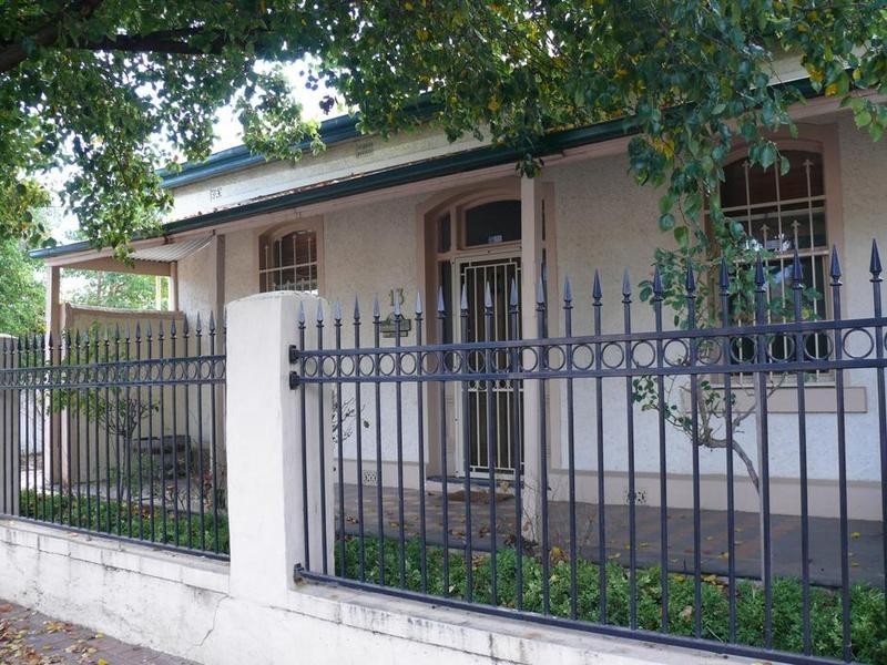 13 Hawker Street, Bowden SA 5007