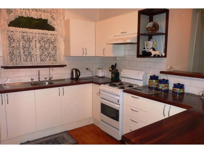 34 Pomona Rd, Stirling SA 5152