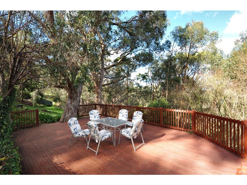 37 Sheoak Road, Crafers West SA 5152