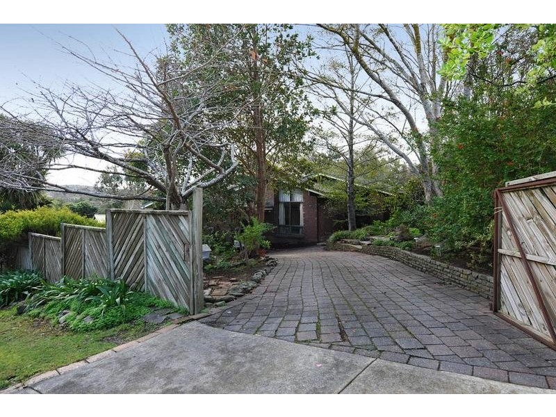 17 Wattle Tree Road, Bridgewater SA 5155