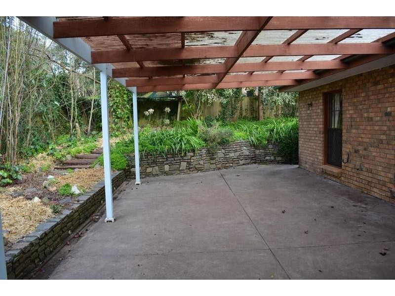 2 Erica Rd, Heathfield SA 5153
