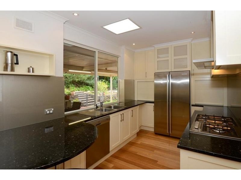 4 Goldsack Avenue, Coromandel Valley SA 5051