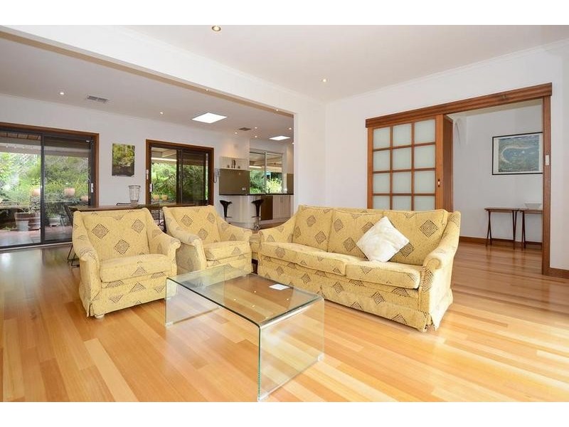 4 Goldsack Avenue, Coromandel Valley SA 5051