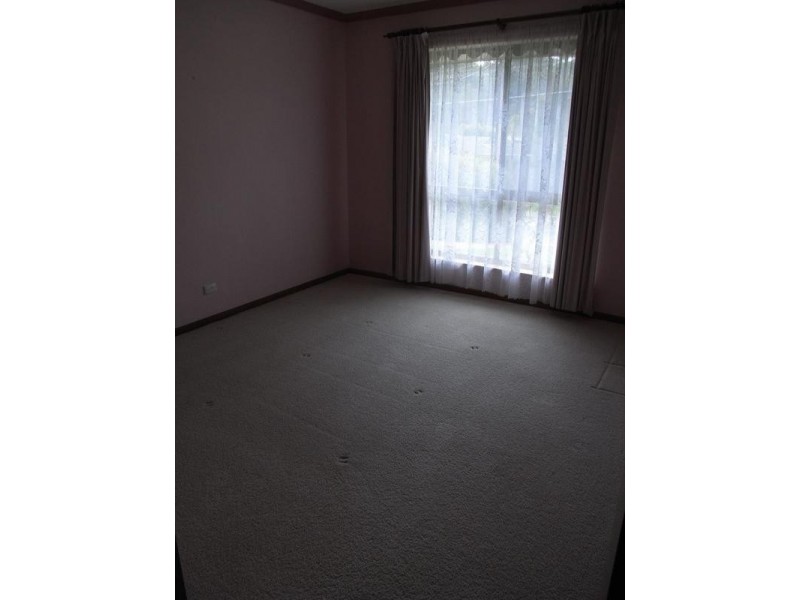 8 Krowalle Crescent, Hawthorndene SA 5051