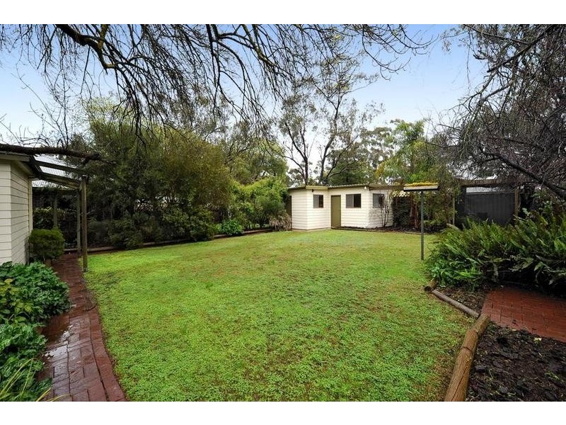 11 Bowman Avenue, Belair SA 5052