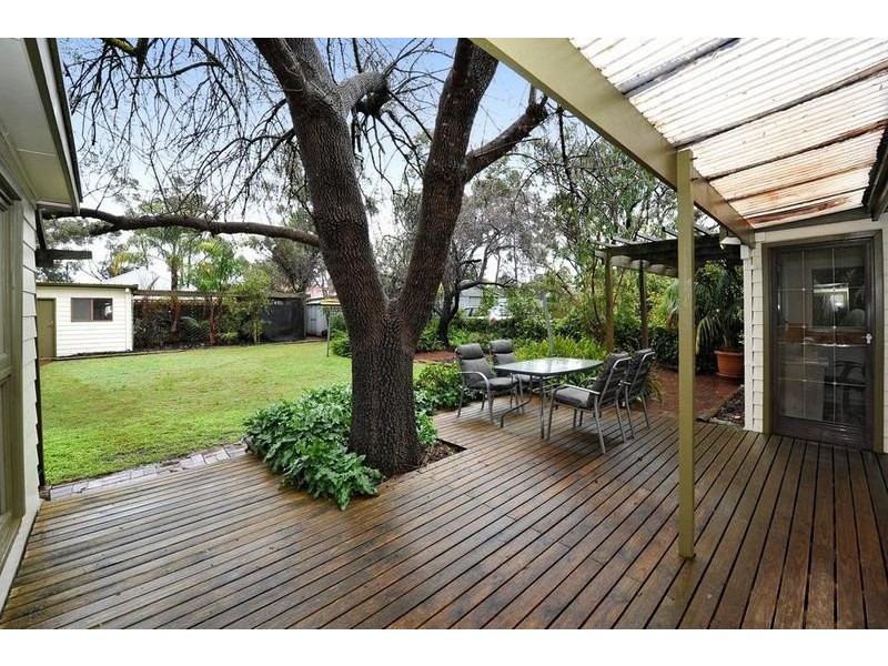 11 Bowman Avenue, Belair SA 5052