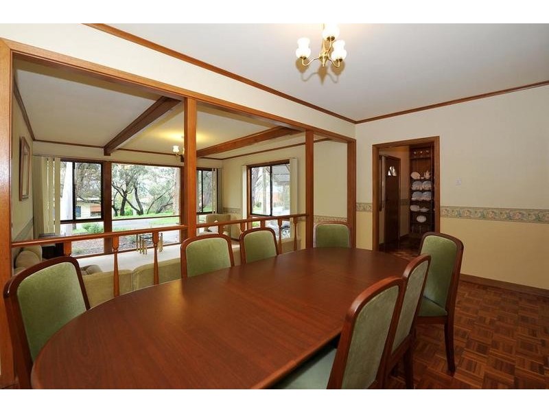 11 Bowman Avenue, Belair SA 5052