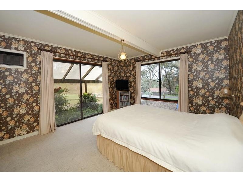 11 Bowman Avenue, Belair SA 5052