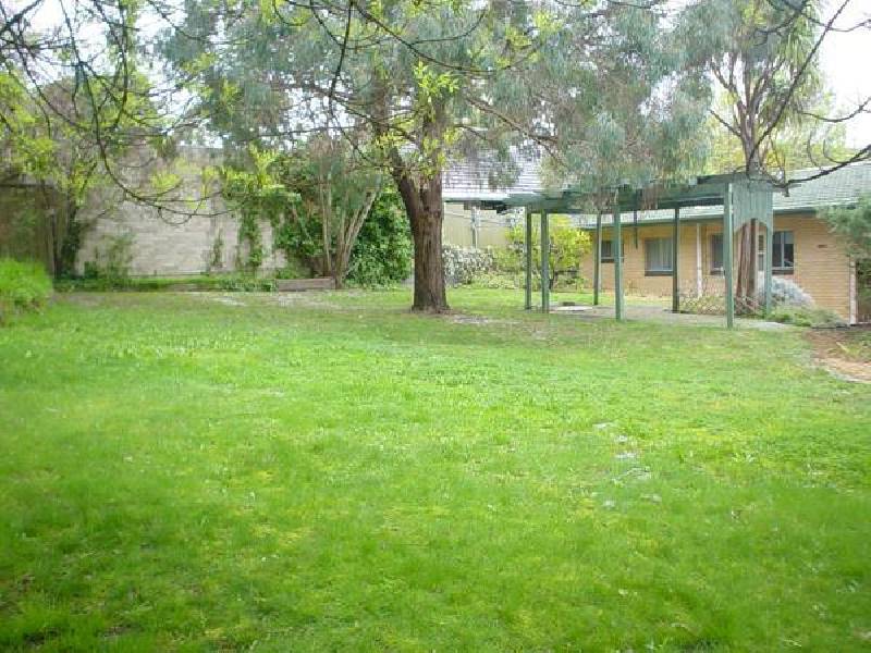 30 Meadow Avenue, Hawthorndene SA 5051