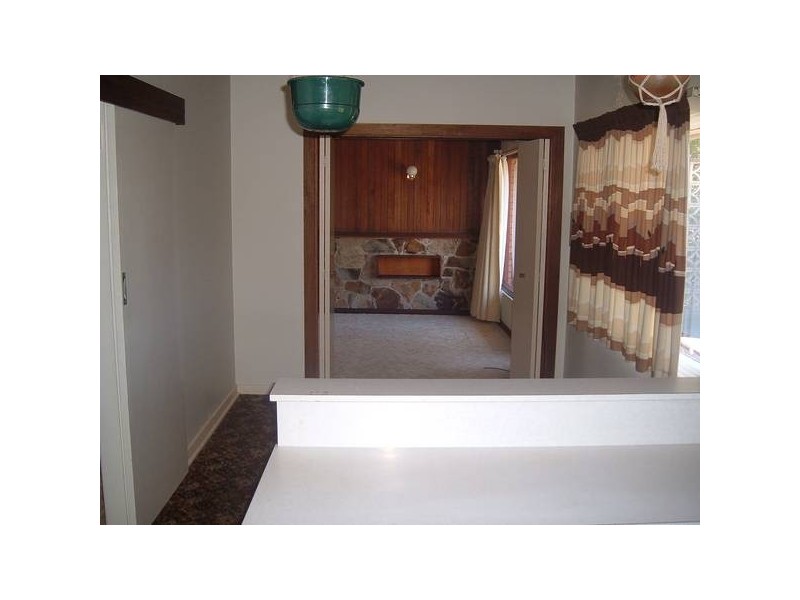 19 Nicolle Ave, Hawthorndene SA 5051