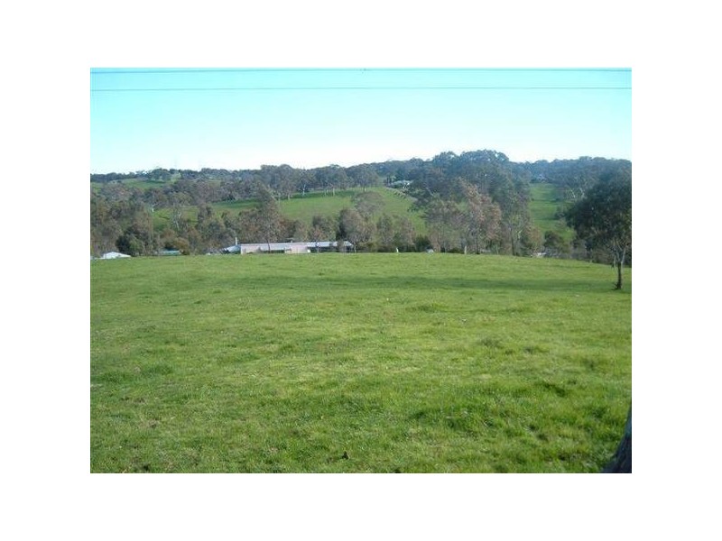 Lewis St, Cherry Gardens SA 5157