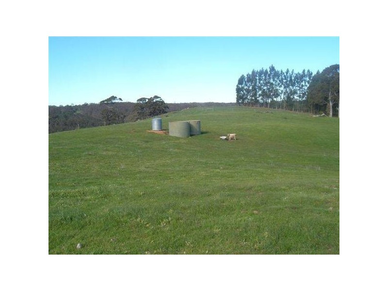 Lewis St, Cherry Gardens SA 5157