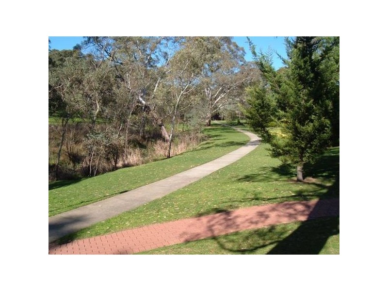 Robin Court, Craigburn Estate, Flagstaff Hill SA 5159